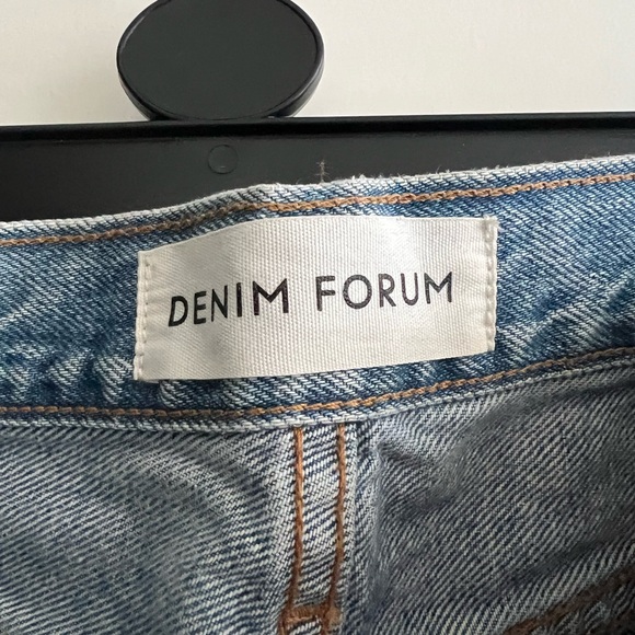 Denim Forum Light Blue Farrah Jeans - Picture 3 of 4
